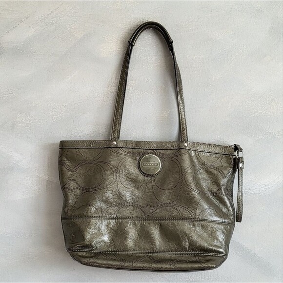 Coach Patent Leather Stitched C Tote Shoulder Bag Purse F15142 13 x 9.5 Green - Picture 6 of 17